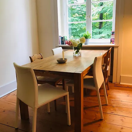 Ministerhaus - 1-2 In Historischer Apartmán Bergkamen